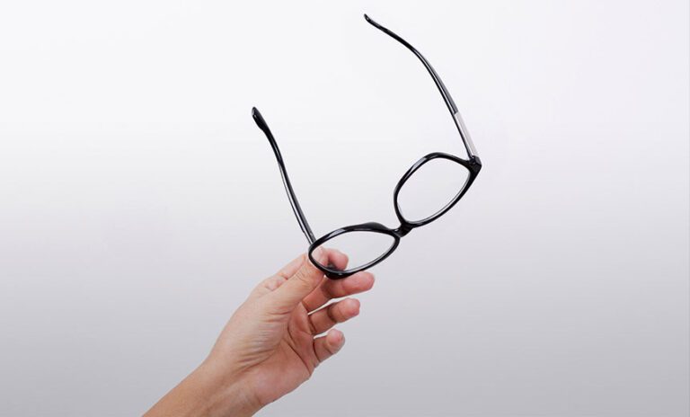 Remove Spectacles Permanently Operation